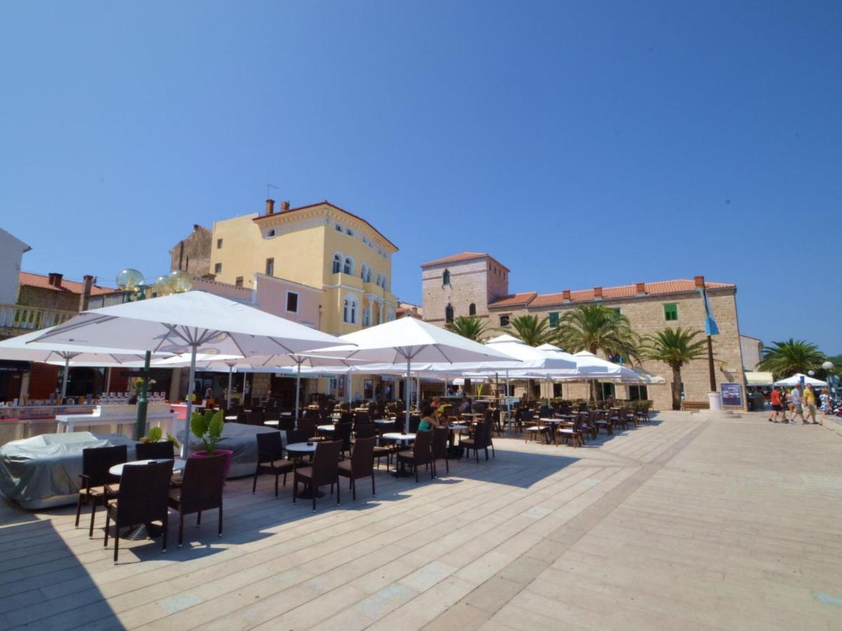 Appartamento Fani-1 By Interhome Banjol